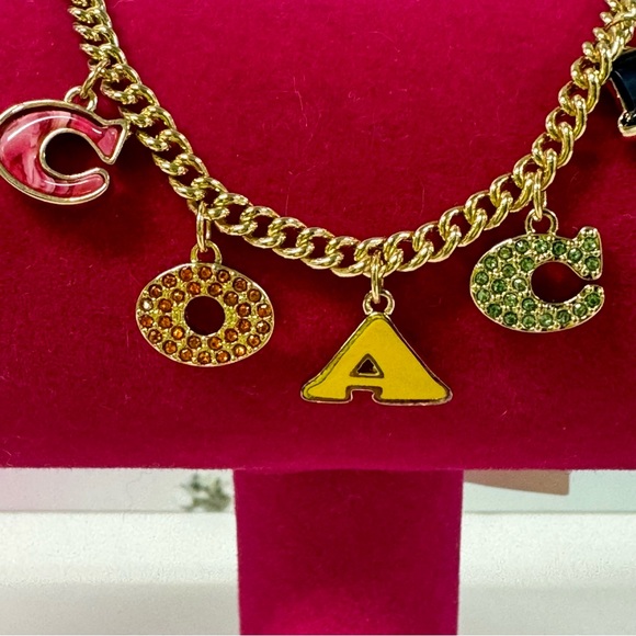 🐎SUPER SALE COACH LOGO PLATED CHARM BRACELET - Picture 4 of 8